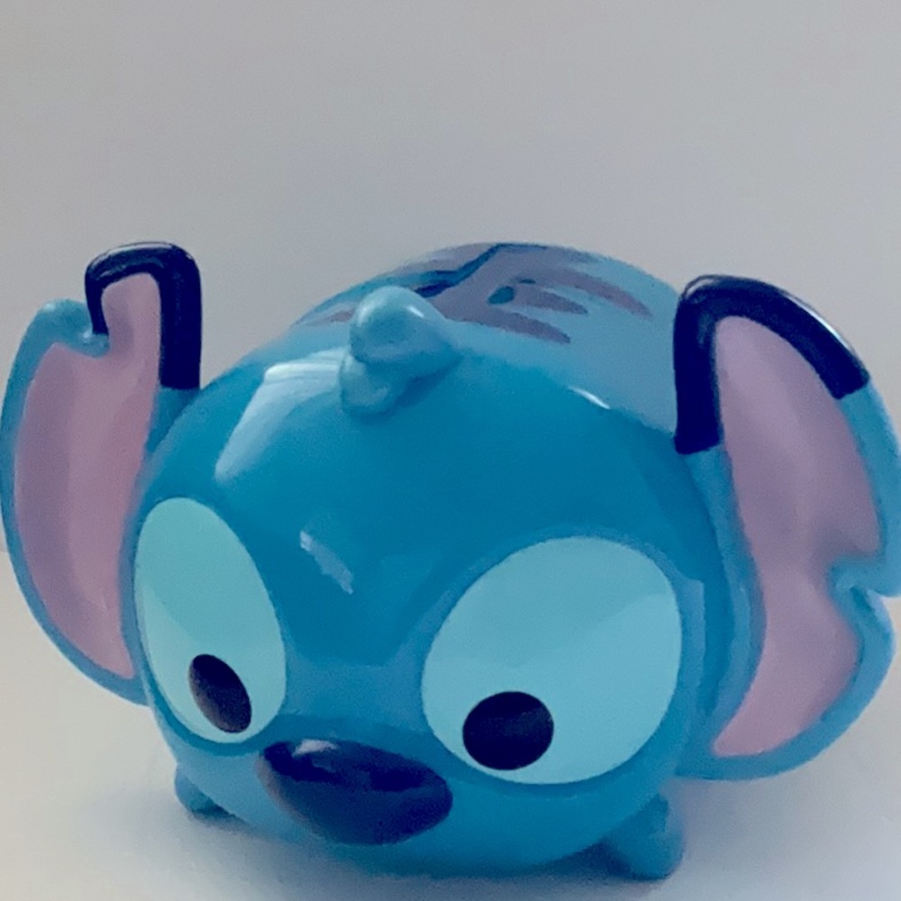 Disney TSUM TSUM Stitch Stack/Display Set Carry Case with handle